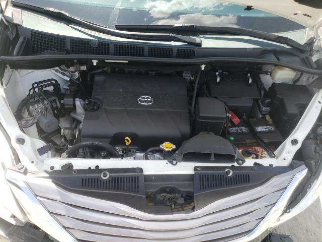 Photo 6 VIN: 5TDYK3DCXFS540903 - TOYOTA SIENNA XLE 