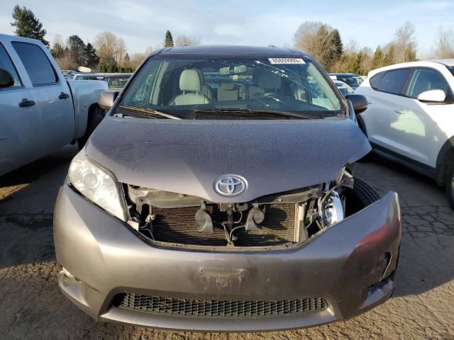 Photo 4 VIN: 5TDYK3DCXFS586392 - TOYOTA SIENNA XLE 