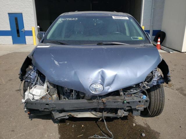 Photo 4 VIN: 5TDYK3DCXFS597747 - TOYOTA SIENNA XLE 