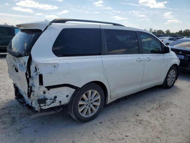 Photo 2 VIN: 5TDYK3DCXFS619214 - TOYOTA SIENNA XLE 