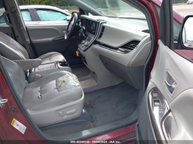 Photo 4 VIN: 5TDYK3DCXFS620380 - TOYOTA SIENNA 