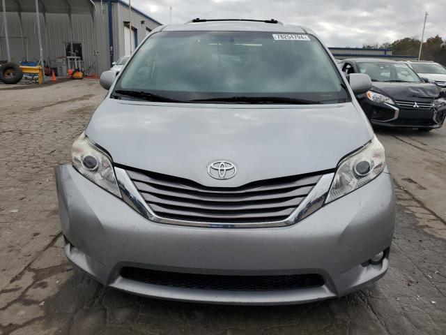 Photo 4 VIN: 5TDYK3DCXFS625305 - TOYOTA SIENNA XLE 