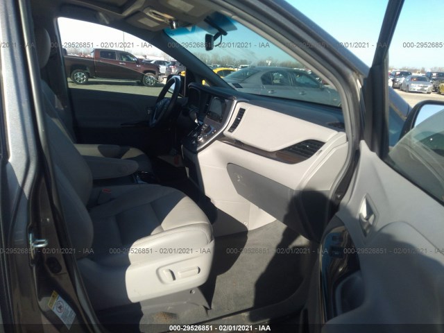 Photo 4 VIN: 5TDYK3DCXFS643108 - TOYOTA SIENNA 