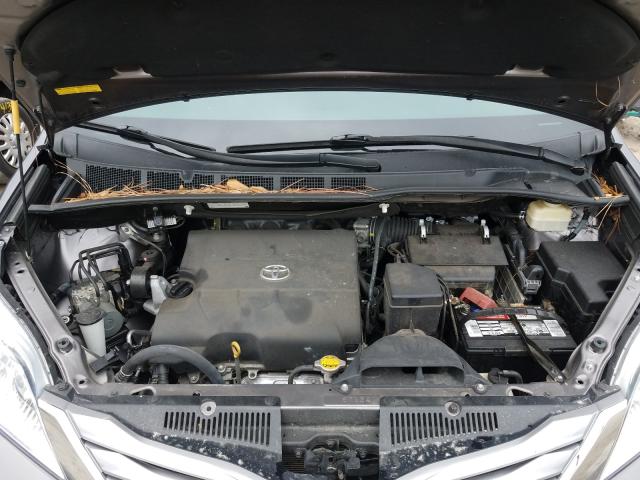 Photo 6 VIN: 5TDYK3DCXFS657736 - TOYOTA SIENNA XLE 