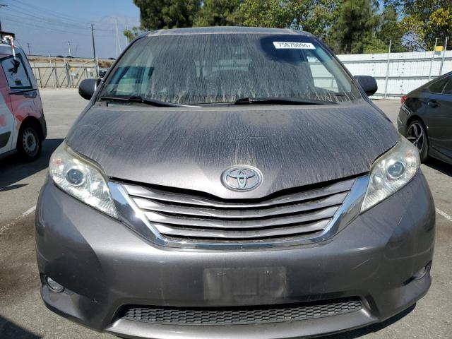 Photo 4 VIN: 5TDYK3DCXFS673337 - TOYOTA SIENNA XLE 