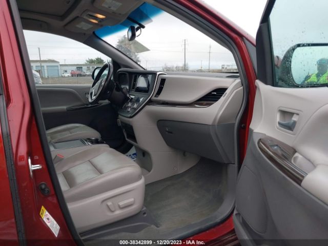 Photo 4 VIN: 5TDYK3DCXGS707116 - TOYOTA SIENNA 