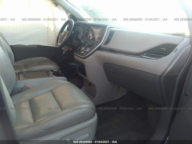 Photo 4 VIN: 5TDYK3DCXGS708900 - TOYOTA SIENNA 