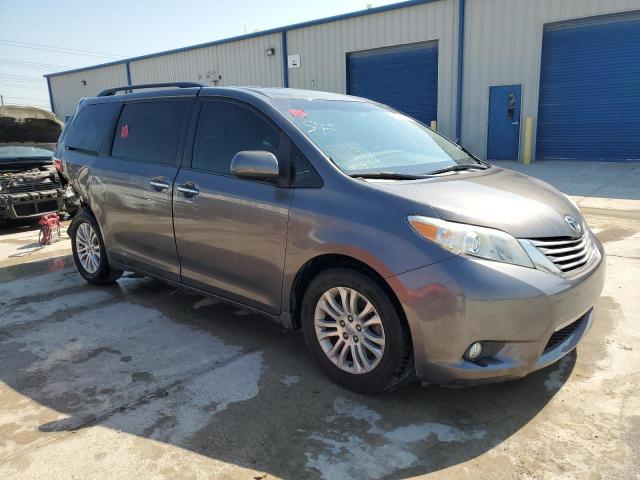 Photo 3 VIN: 5TDYK3DCXGS710159 - TOYOTA SIENNA XLE 