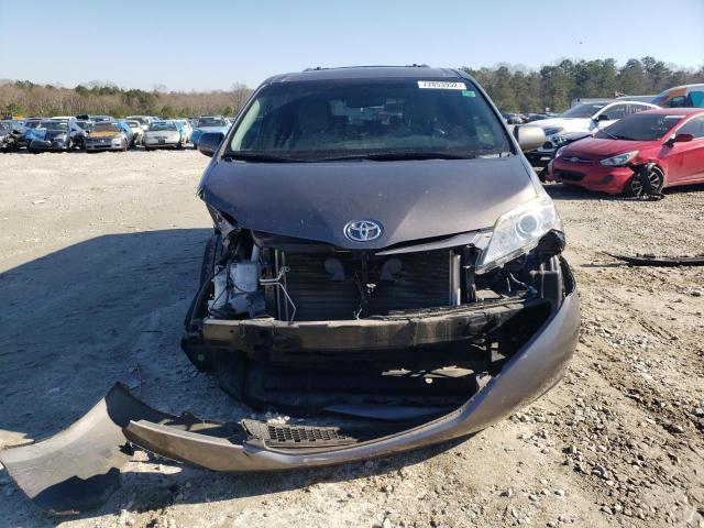 Photo 4 VIN: 5TDYK3DCXGS710372 - TOYOTA SIENNA XLE 