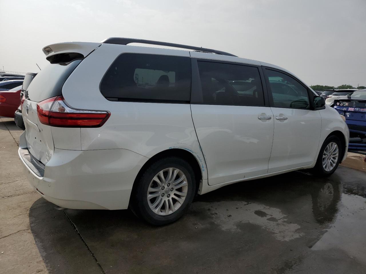 Photo 2 VIN: 5TDYK3DCXGS717662 - TOYOTA SIENNA 