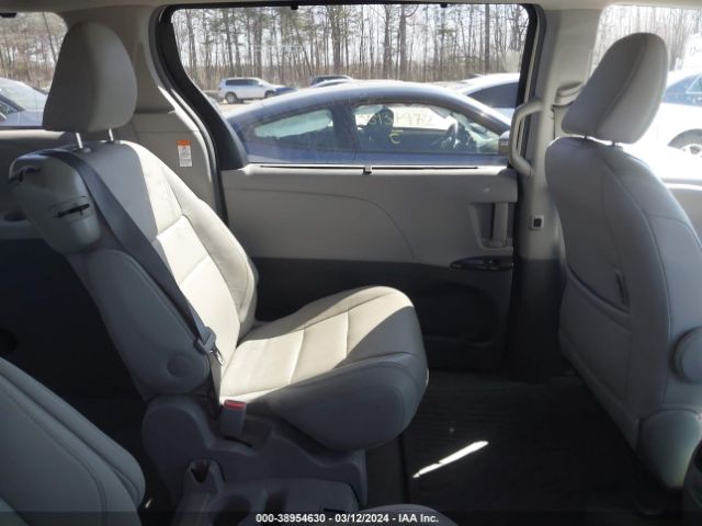 Photo 7 VIN: 5TDYK3DCXGS719461 - TOYOTA SIENNA 