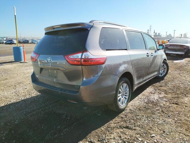 Photo 3 VIN: 5TDYK3DCXGS729956 - TOYOTA SIENNA XLE 