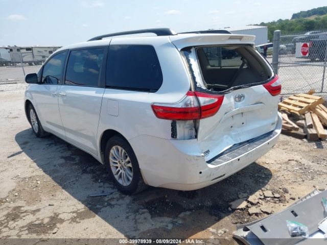 Photo 2 VIN: 5TDYK3DCXGS743873 - TOYOTA SIENNA 