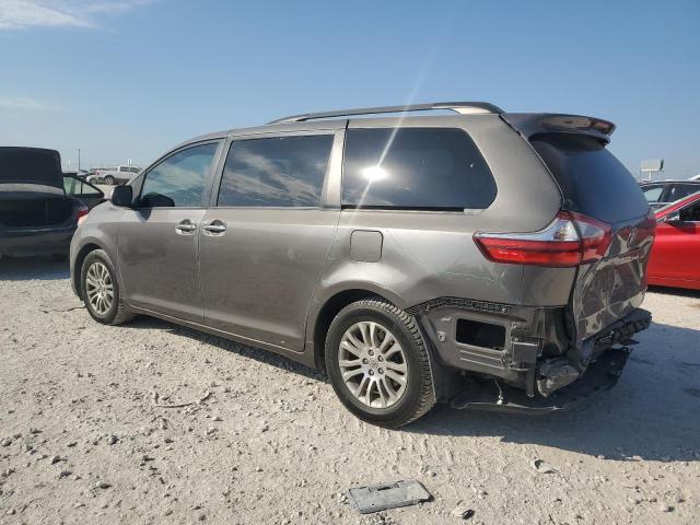 Photo 1 VIN: 5TDYK3DCXGS765999 - TOYOTA SIENNA XLE 