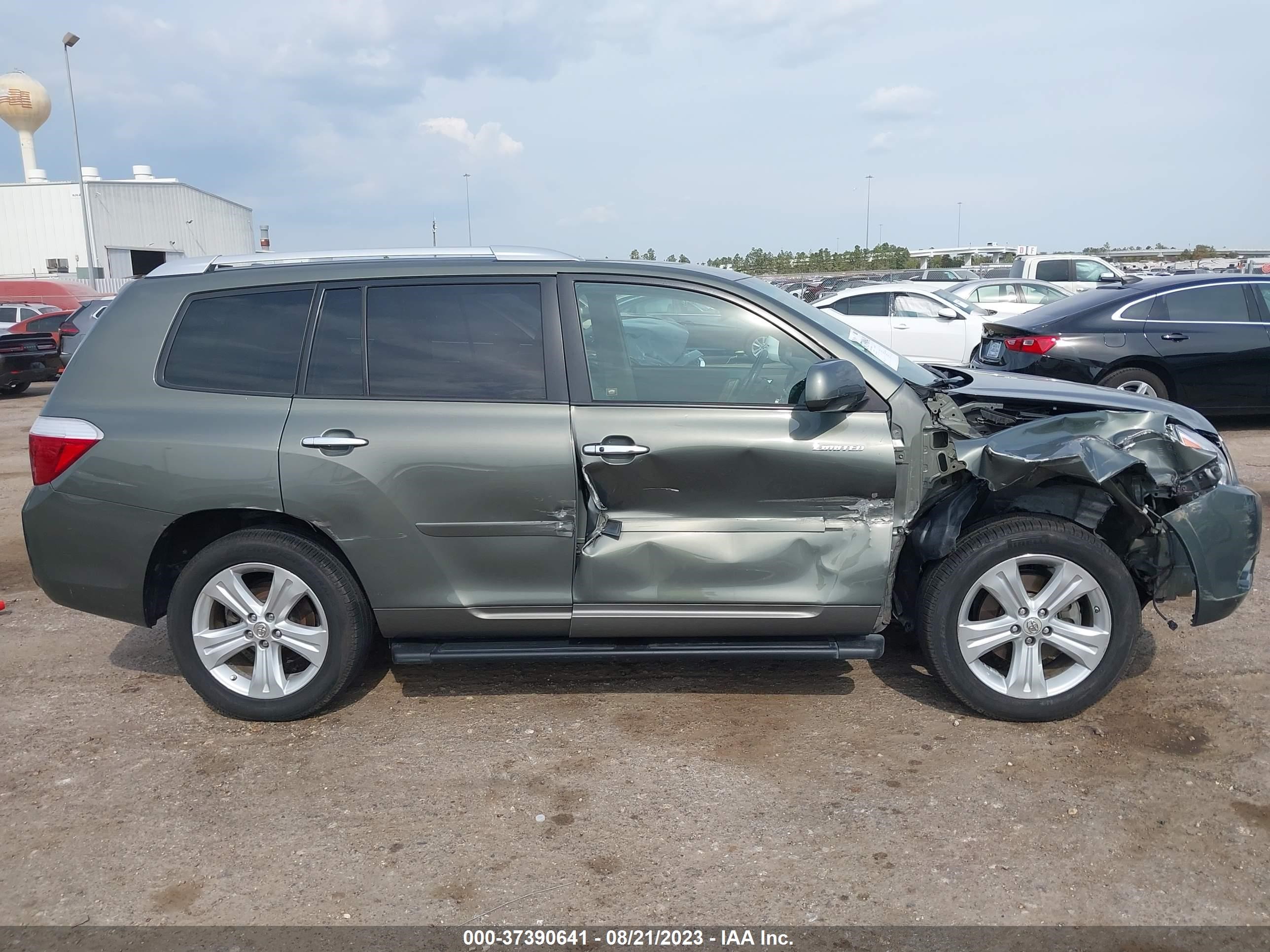 Photo 12 VIN: 5TDYK3EH0AS003556 - TOYOTA HIGHLANDER 