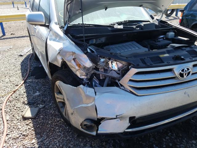 Photo 8 VIN: 5TDYK3EH2BS047608 - TOYOTA HIGHLANDER 