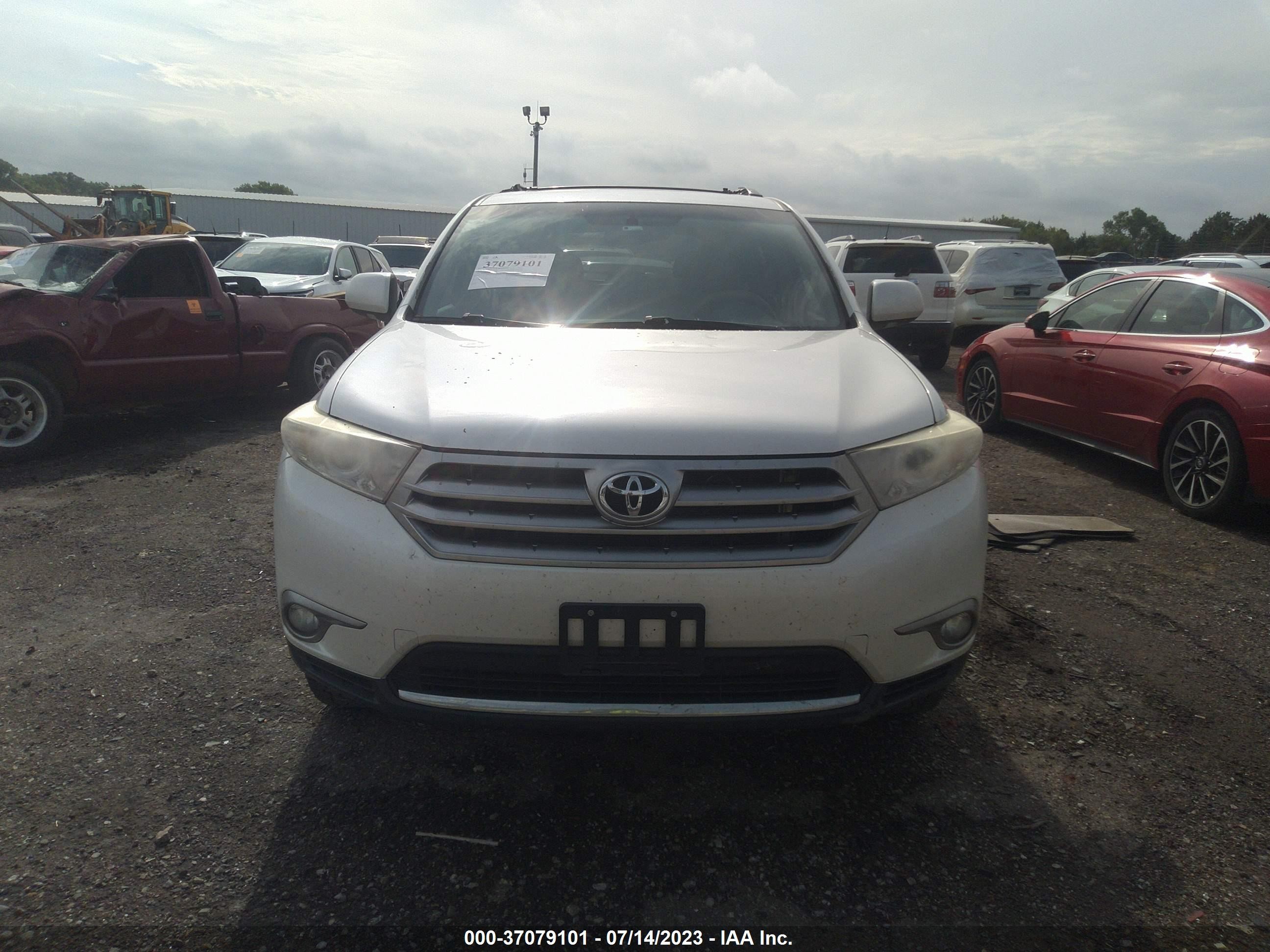 Photo 11 VIN: 5TDYK3EH2DS130524 - TOYOTA HIGHLANDER 