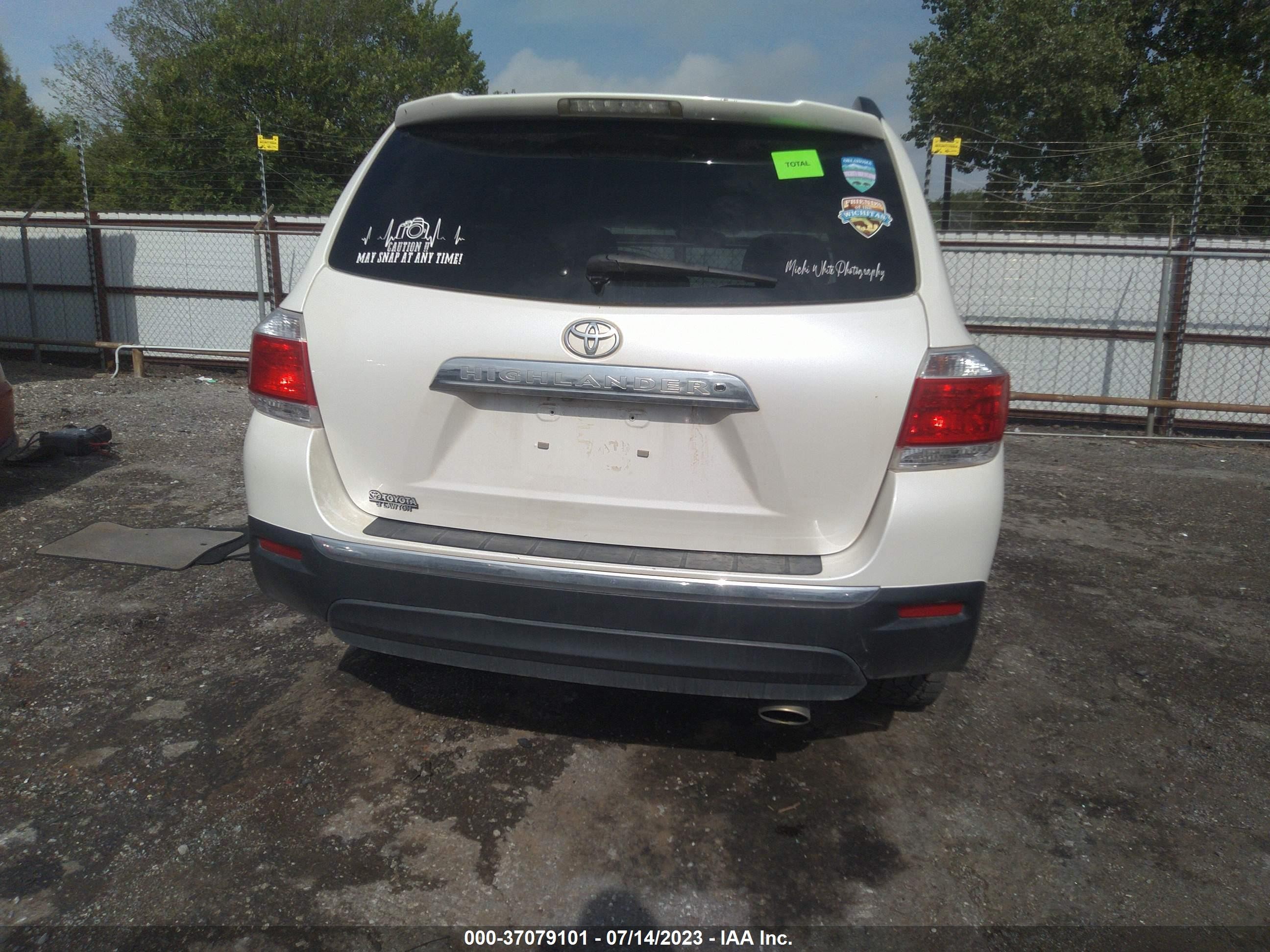 Photo 15 VIN: 5TDYK3EH2DS130524 - TOYOTA HIGHLANDER 