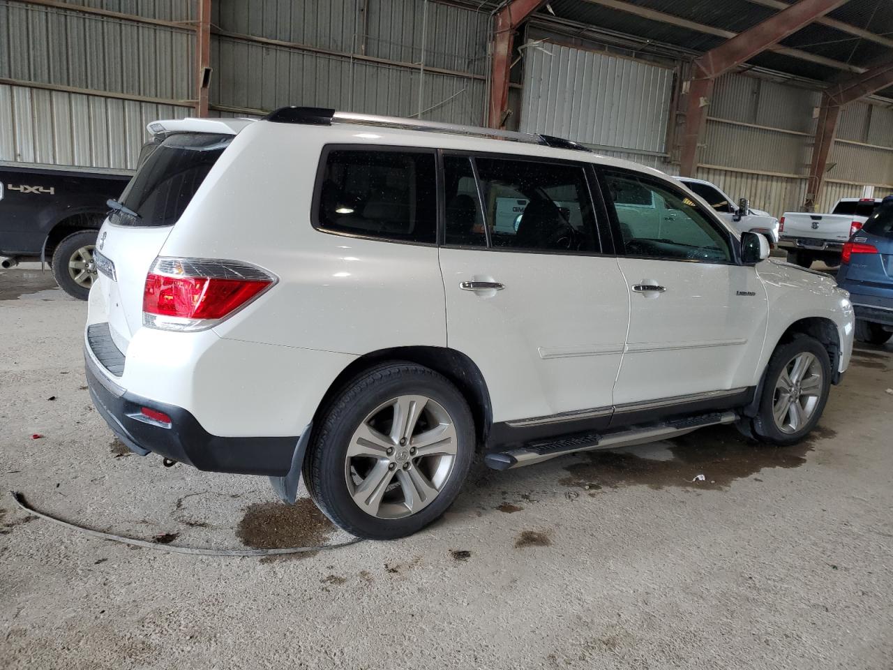 Photo 2 VIN: 5TDYK3EH4DS089779 - TOYOTA HIGHLANDER 