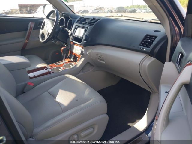 Photo 4 VIN: 5TDYK3EH8DS128518 - TOYOTA HIGHLANDER 