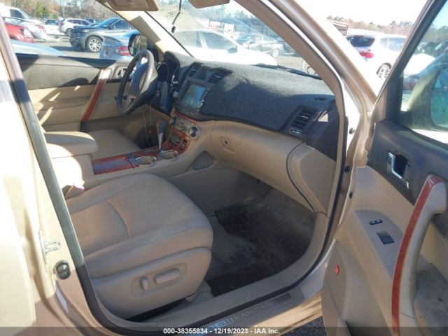 Photo 4 VIN: 5TDYK3EH9AS003748 - TOYOTA HIGHLANDER 