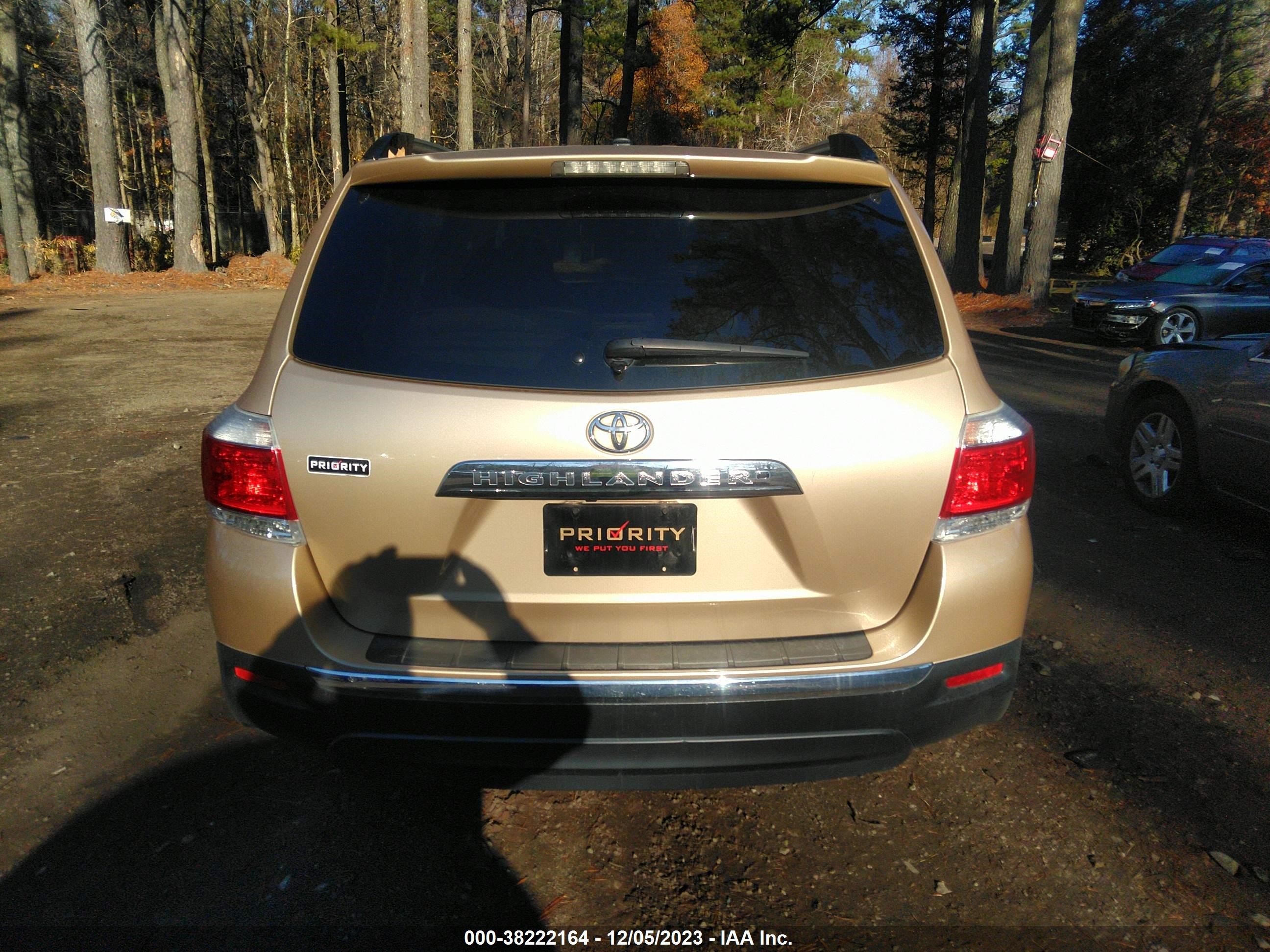 Photo 15 VIN: 5TDYK3EH9BS049212 - TOYOTA HIGHLANDER 