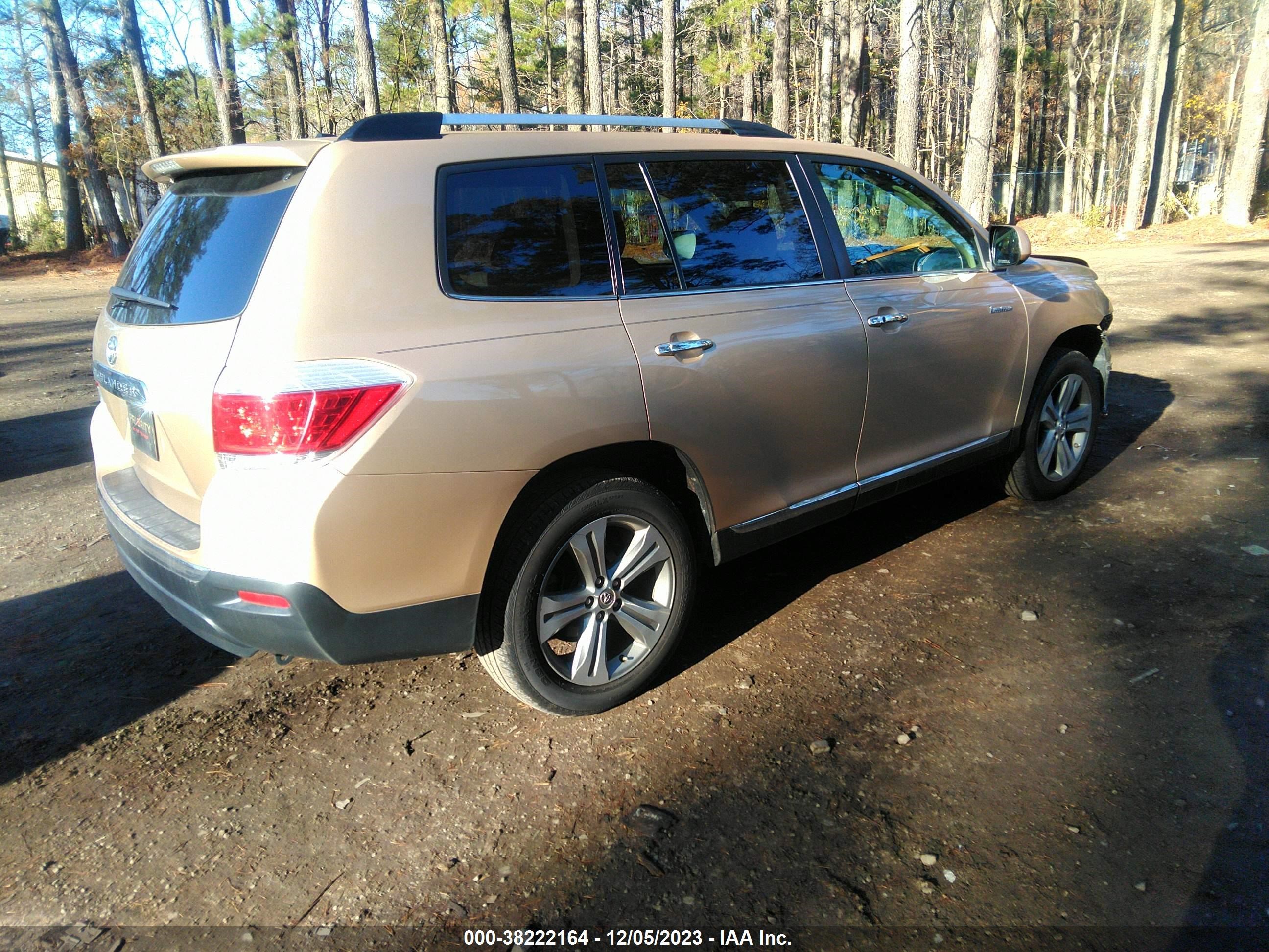 Photo 3 VIN: 5TDYK3EH9BS049212 - TOYOTA HIGHLANDER 