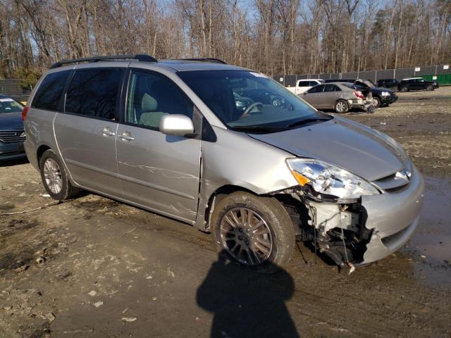 Photo 3 VIN: 5TDYK4CC0AS289468 - TOYOTA SIENNA XLE 