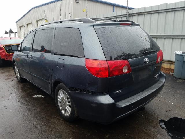 Photo 2 VIN: 5TDYK4CC0AS303479 - TOYOTA SIENNA XLE 