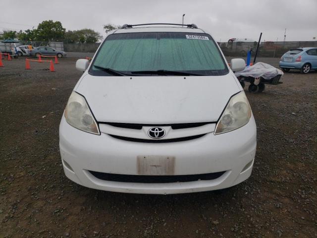 Photo 4 VIN: 5TDYK4CC0AS319830 - TOYOTA SIENNA XLE 