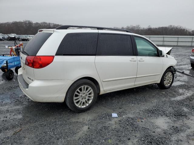 Photo 2 VIN: 5TDYK4CC0AS338250 - TOYOTA SIENNA XLE 