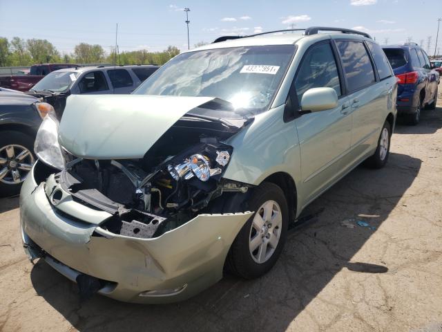 Photo 1 VIN: 5TDYK4CC1AS303104 - TOYOTA SIENNA XLE 