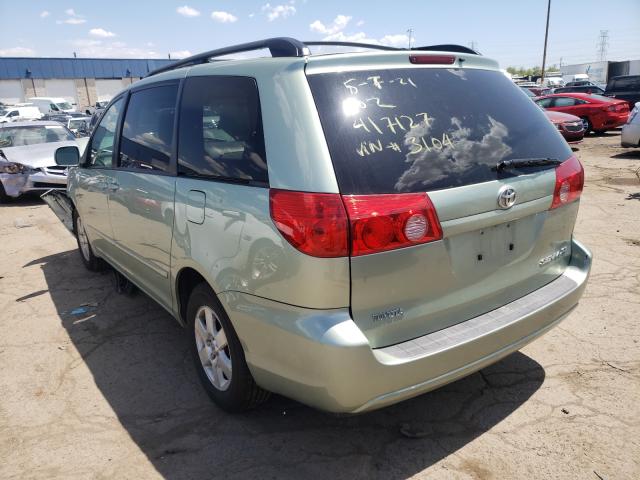 Photo 2 VIN: 5TDYK4CC1AS303104 - TOYOTA SIENNA XLE 