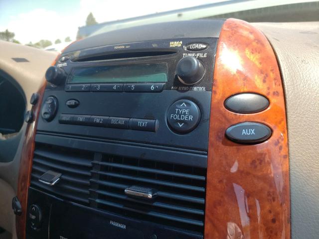 Photo 8 VIN: 5TDYK4CC1AS303104 - TOYOTA SIENNA XLE 