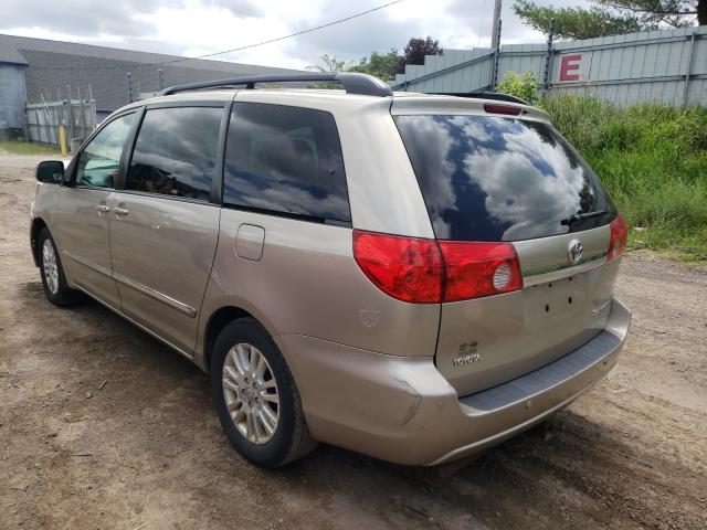 Photo 2 VIN: 5TDYK4CC1AS306066 - TOYOTA SIENNA XLE 