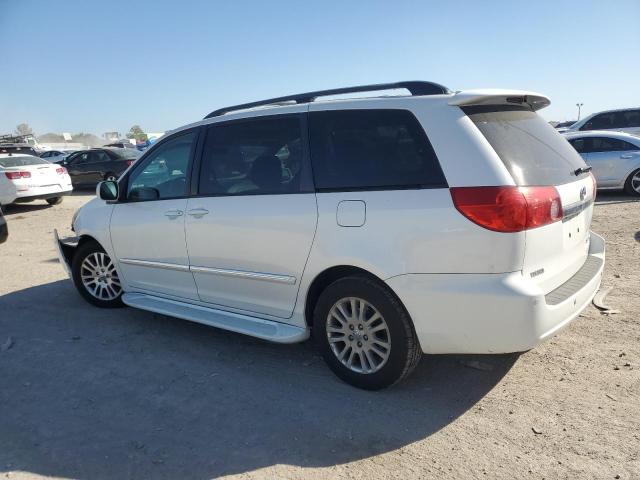 Photo 1 VIN: 5TDYK4CC1AS310537 - TOYOTA SIENNA XLE 