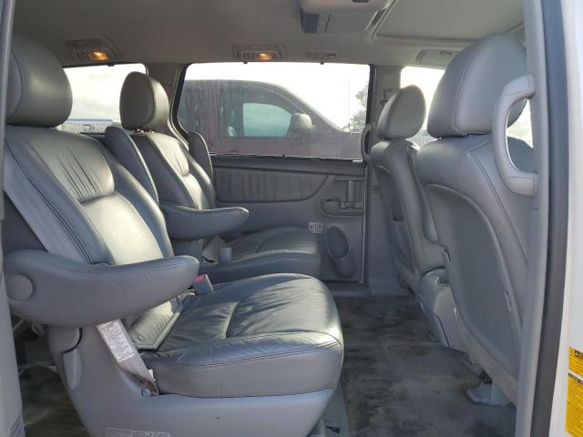 Photo 10 VIN: 5TDYK4CC1AS326396 - TOYOTA SIENNA XLE 