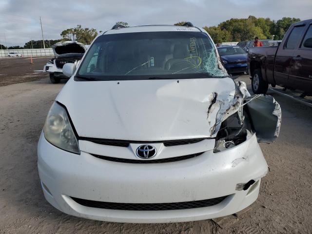 Photo 4 VIN: 5TDYK4CC1AS326396 - TOYOTA SIENNA XLE 