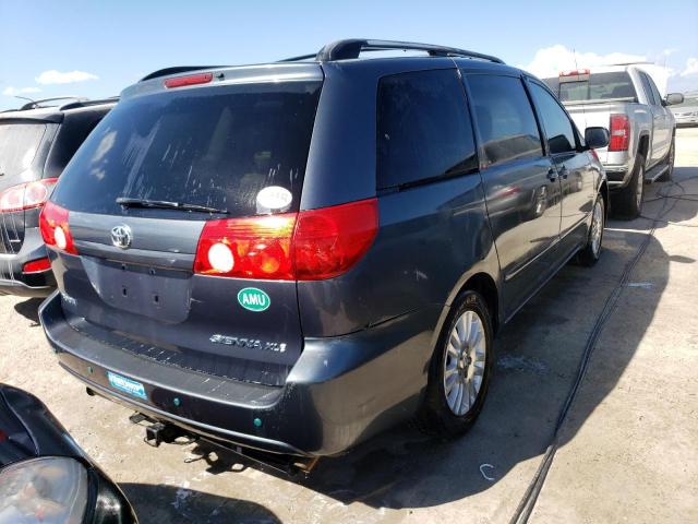 Photo 3 VIN: 5TDYK4CC1AS328259 - TOYOTA SIENNA XLE 