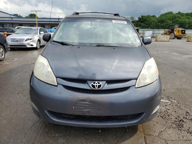 Photo 4 VIN: 5TDYK4CC1AS328875 - TOYOTA SIENNA XLE 