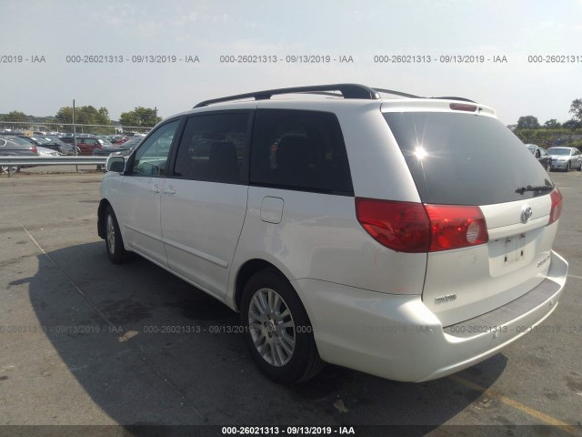 Photo 2 VIN: 5TDYK4CC1AS330576 - TOYOTA SIENNA 