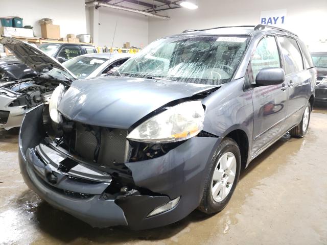 Photo 1 VIN: 5TDYK4CC2AS294008 - TOYOTA SIENNA XLE 