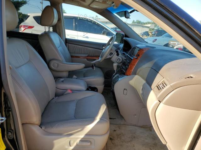 Photo 4 VIN: 5TDYK4CC2AS318128 - TOYOTA SIENNA XLE 