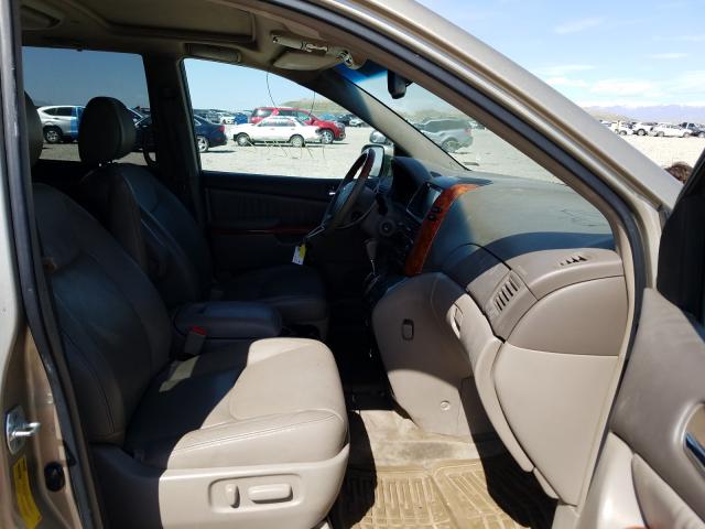 Photo 4 VIN: 5TDYK4CC2AS326570 - TOYOTA SIENNA XLE 