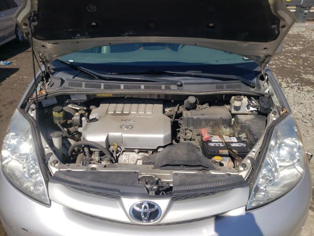 Photo 6 VIN: 5TDYK4CC3AS292879 - TOYOTA SIENNA XLE 