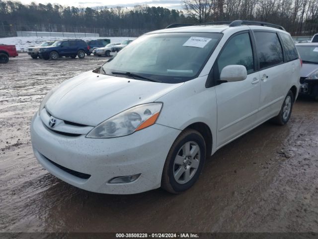 Photo 1 VIN: 5TDYK4CC3AS299346 - TOYOTA SIENNA 