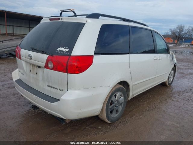 Photo 3 VIN: 5TDYK4CC3AS299346 - TOYOTA SIENNA 