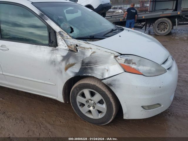 Photo 5 VIN: 5TDYK4CC3AS299346 - TOYOTA SIENNA 