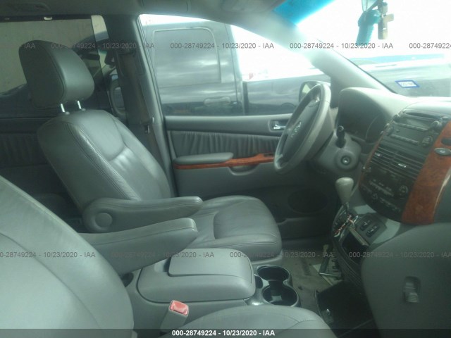 Photo 4 VIN: 5TDYK4CC3AS300124 - TOYOTA SIENNA 