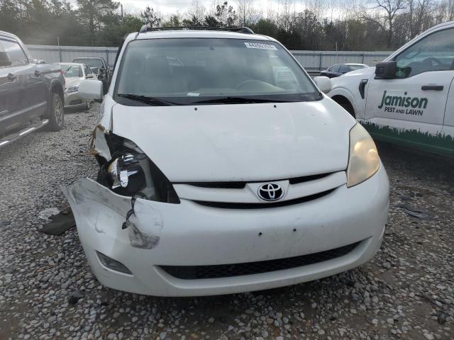 Photo 4 VIN: 5TDYK4CC3AS303315 - TOYOTA SIENNA XLE 